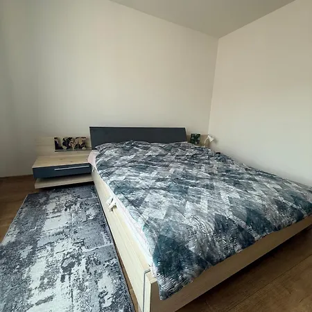 Shining By Rentez Apartment Prague
